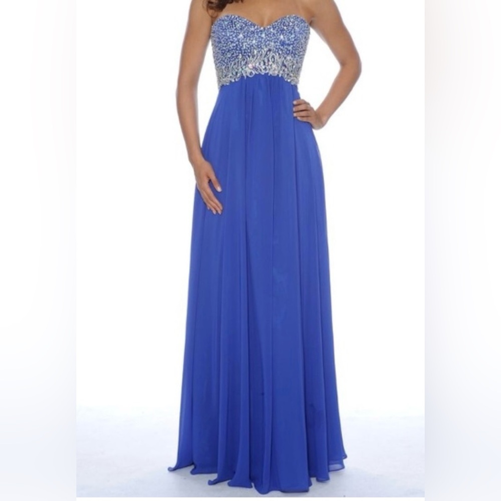 Blue prom dress with sparkles!!